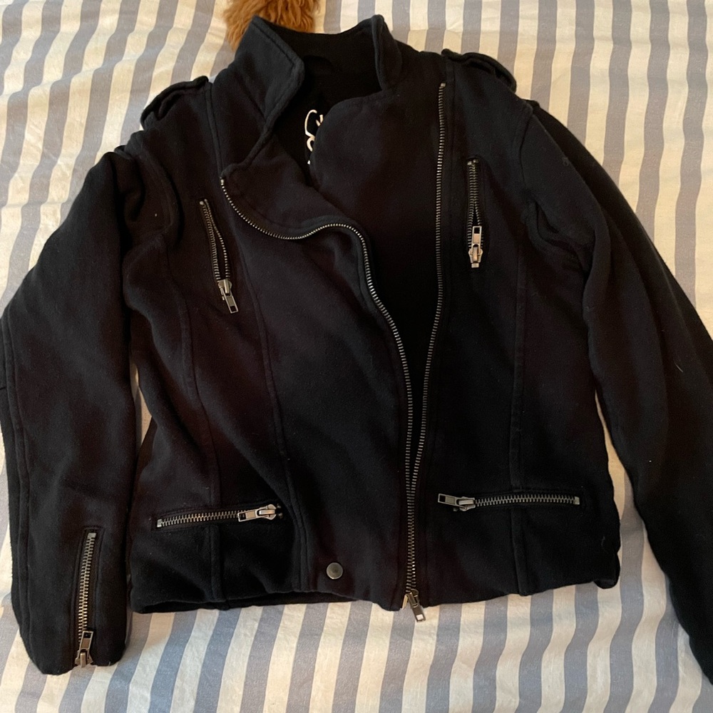 Black light weight jacket